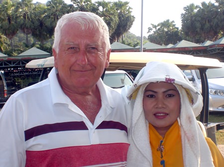 Andy Rich (left) with caddy.