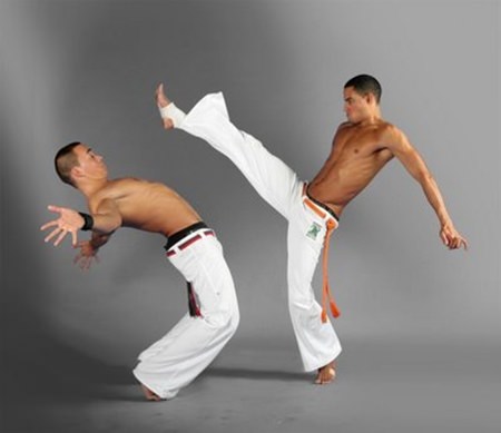 Capoeira, the Brazilian martial art that combines acrobatics, dance and music, makes its debut at Regents International School Pattaya. (Photo courtesy Satori Dance School)