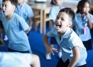 GIS leads Peace Day activities