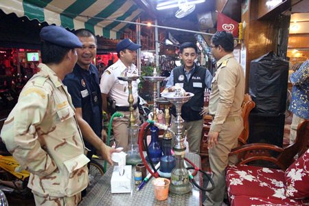 Banglamung District officials continue their crackdown on shops and bars offering illegal shisha tobacco.