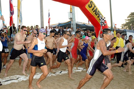 Hundreds of top athletes will be hitting the beach next weekend for the Pattaya Triathlon 2015.