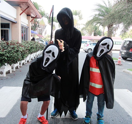 The Grim Reaper made a surprise visit to the GIS car park for Halloween.