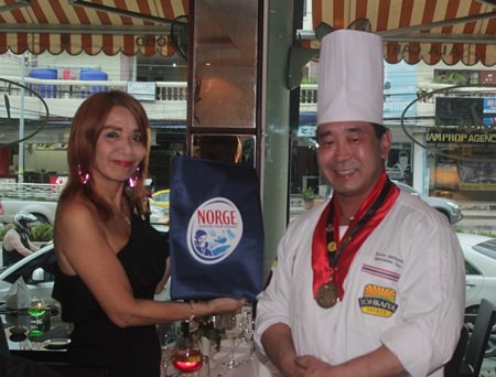 Linda Eiksund and Japanese Executive Chef Katsutoshi (Kato) Ishibashi make a good team for interesting, and delicious, new concepts for Linda’s restaurant diners.