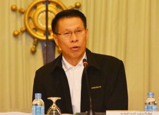 DASTA Deputy Director Damrong Saengkaweelert chairs a meeting to begin grading projects and setting budgets for initiatives to make the Pattaya area a sustainable-tourism region.