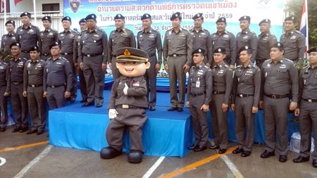 Immigration Division 3 commander Pol. Maj. Gen. Thamrong Sangwattanakul has dispatched officers to fan out across the region for a major crackdown on tourists overstaying their visas.