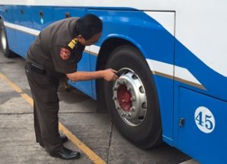 Safety officials have been inspecting tour buses in Pattaya to try and make sure they are in their best condition for the holiday travel period.