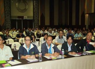 500 people representing employees, private and government employers and 124 labor unions participated a reconciliation project to bring employees and employers closer.