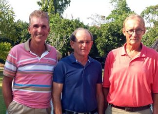 Paddy Devereux (centre) with Neil Harvey (left) & Willem Lasonder.