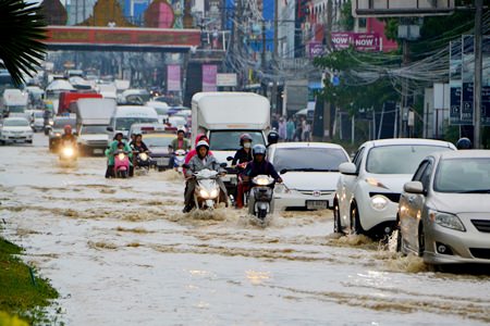 Flood water along North Pattaya Road was about 50cm-1 meter deep.  Many other areas were also affected.