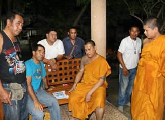 2 monks among 4 arrested for drugs in Sattahip