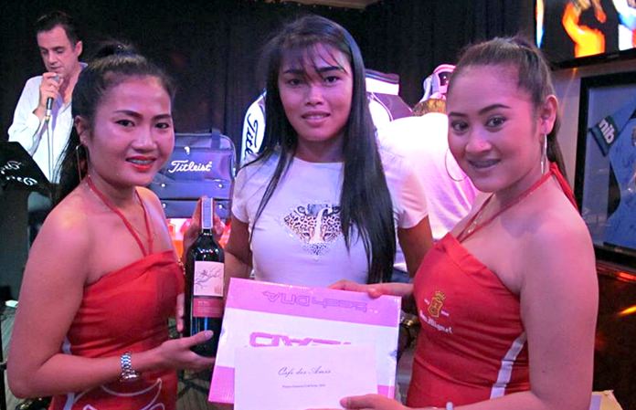 Nantaporn Rukkid (centre) was the ladies winner.