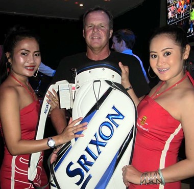 Jon Dean (centre) was low gross & A flight winner.