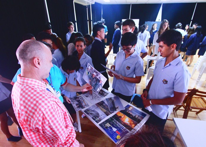 Teacher Mr Berry tells students about being an engineer.