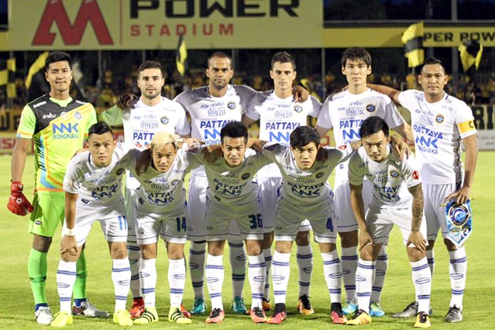 Pattaya NNK United line up prior to their Thai Premier League match against Super Power Samutprakan FC at the M Power Stadium in Samutprakan, Saturday, August 6. (Photo Pattaya United FC)