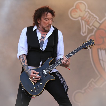 Ginger Wildheart keeps on Rockin’.