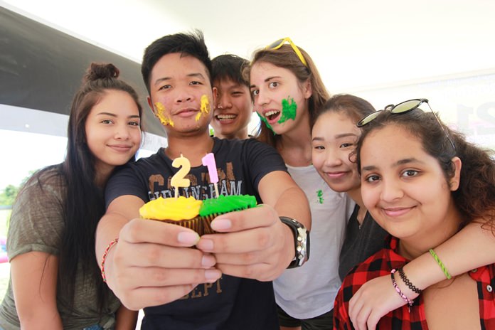 IB Diploma students celebrate GIS’s birthday with special cupcakes.