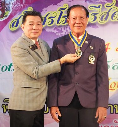Waewwoott Putaramas is installed as President of Rotary Club of Sattahip.