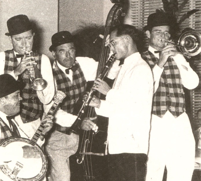 His Majesty the King goes Dixie at the Hawaiian governor’s reception, Honolulu 1960.
