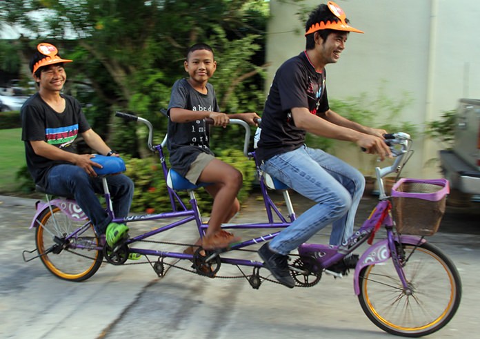 Not all bikes had only one rider.