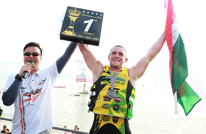 Hungary’s Gyorgy Kasza (right) was the winner in the Pro Runaround GP class.