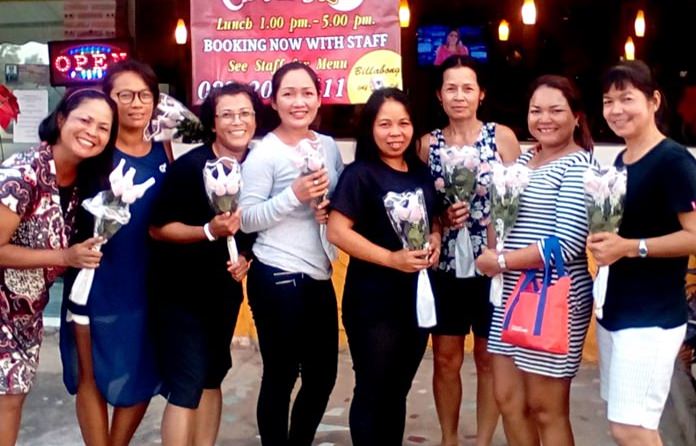 Billabong lady golfers back at the bar.