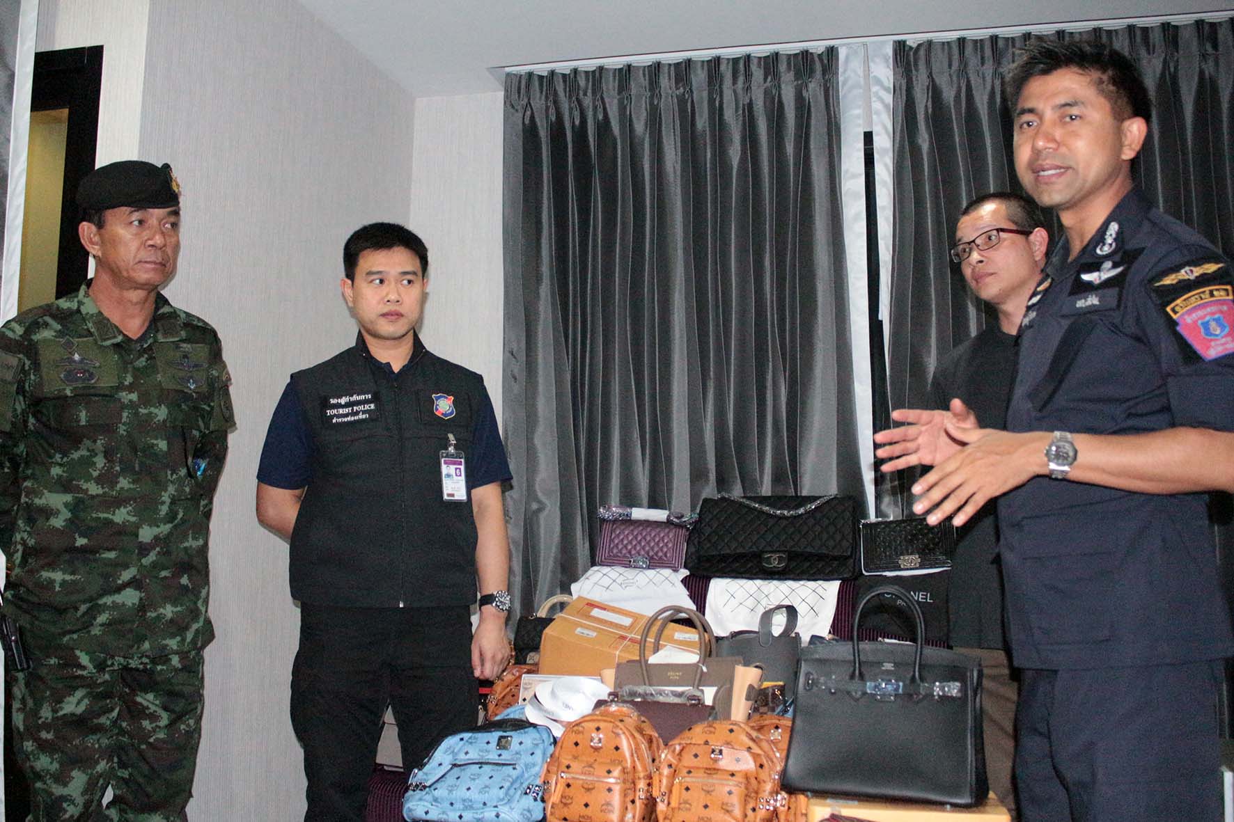 A Bangkok couple was arrested for allegedly storing 10 million baht in counterfeit goods destined for sale in a Pattaya condominium.