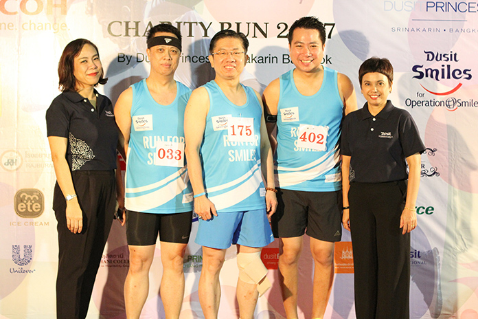 1229-SocialScene-PIC2