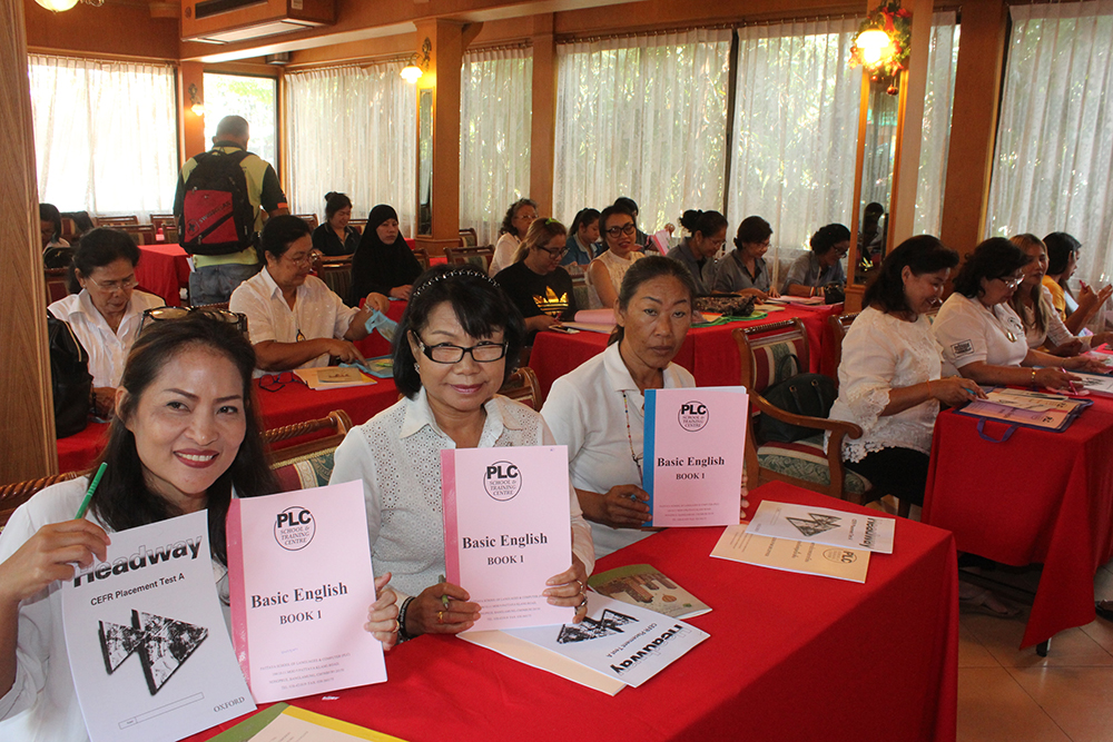 Pattaya women are being given a chance to improve their English-language skills with the Women’s Development Club’s third course of free lessons.