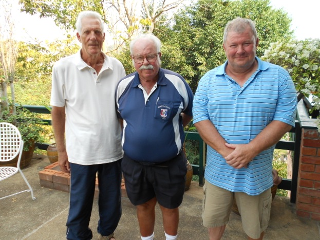 Gordon Clegg (left) with Ronnie Rattee (right) and Dave 'The Admiral ' Richardson.