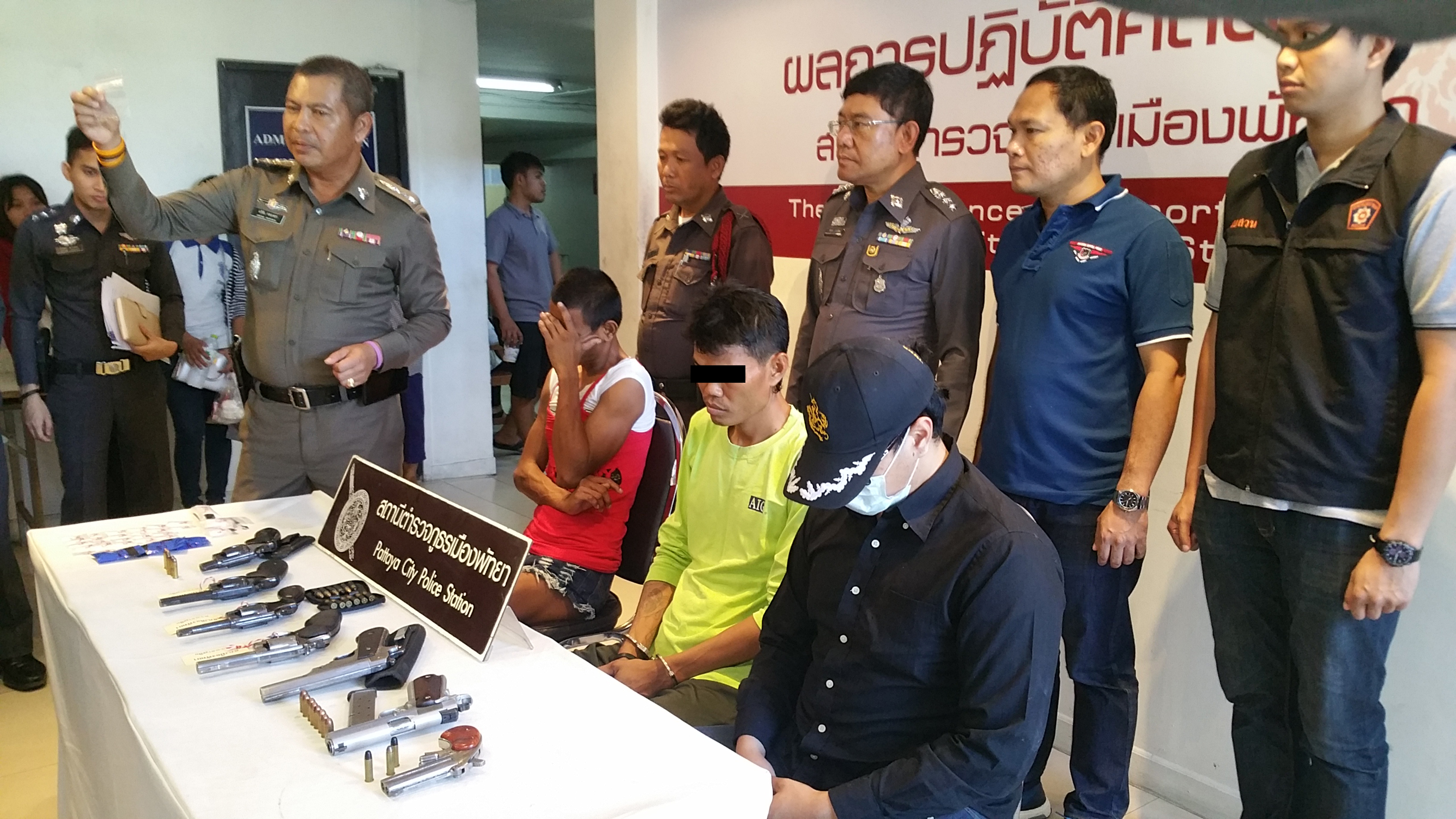 Pattaya police arrested 11 people on drugs, weapons and robbery charges in a week-long crime sweep.