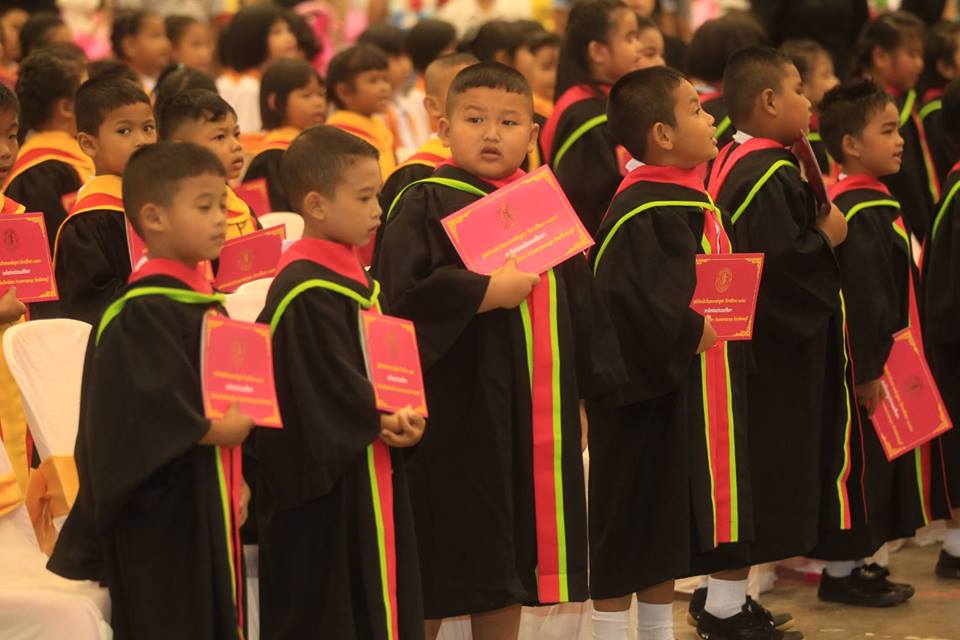 Nearly 1,000 young children completed the first step in their educational journey as they graduated kindergarten in Pattaya.