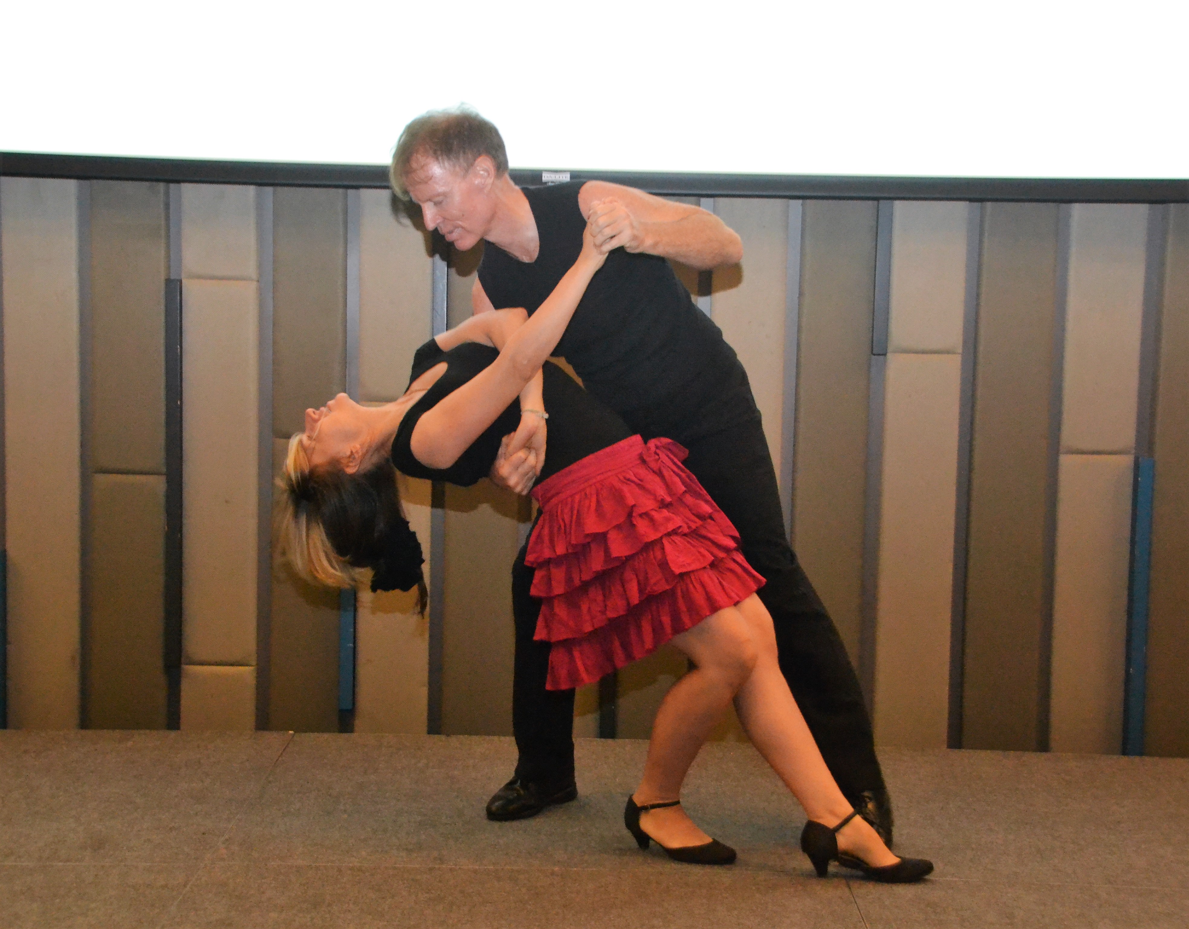 Ren Lexander concluded his presentation by performing a routine with his lovely dancing partner Sofi Ko to the delight of the PCEC members and guests.