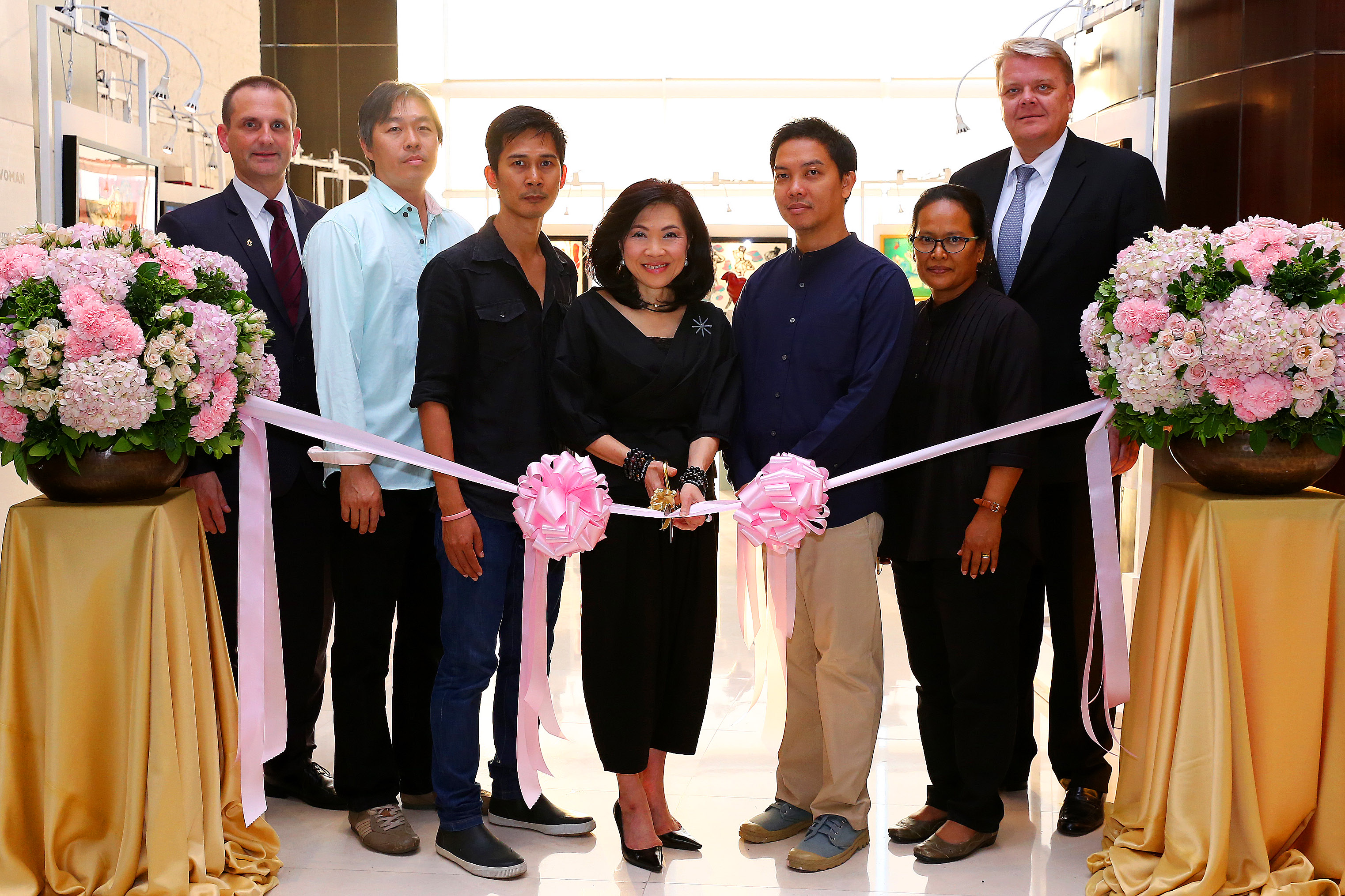 1238-Socialscene-PIC2