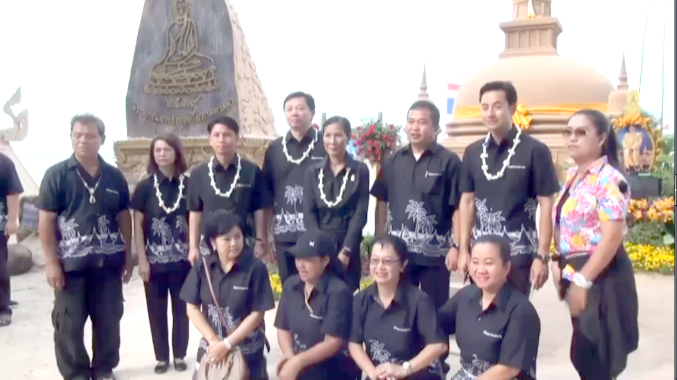 Thailand News - 18-04-17 4 NNT Tourism Minister joins in Wan Lai Festival in Bang Saen 1JPG
