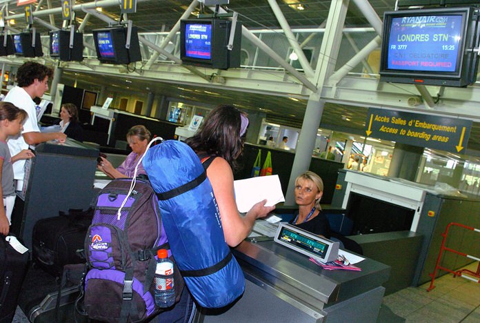 The U.S. is expected to broaden its ban on in-flight laptops and tablets to include planes from the European Union, a move that would create logistical chaos on the world’s busiest corridor of air travel. (AP Photo/Bob Edme)