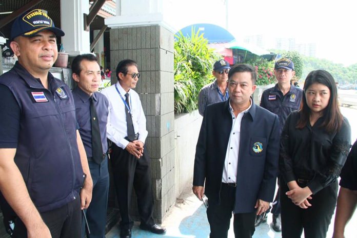 Pattaya deputy Tourism Department Director Santi Pawai and his TAT counterpart Seri Champa-nguen announced TAT will host a “green tourism” event June 16-17 at Bali Hai Pier to promote environmental conservation.