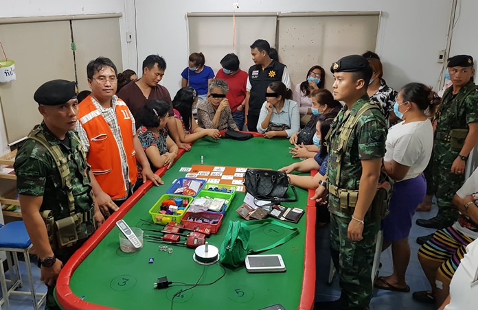 33 people were arrested when Pattaya-area authorities and soldiers raided an underground casino in Jomtien Beach.