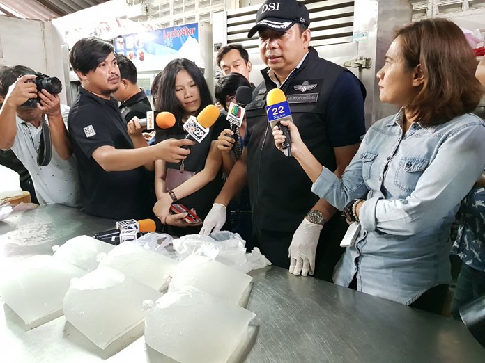 The Department of Special Investigation raided nine Pattaya businesses for allegedly cheating customers by using steamed vegetable gum in their advertised swallow’s nest soup.
