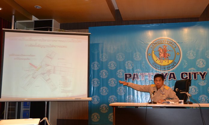 Pattaya spokesman Pinit Maneerat confirms long-circulating rumors that Pattaya’s Dolphin Roundabout soon will be history. Plans are underway to install traffic lights.