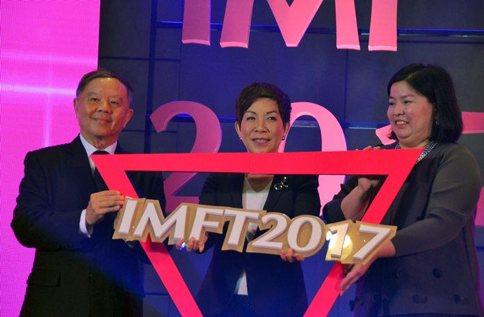 (L to R) Deputy Mayor Bundit Kunnajukr, Supawan Teerarat, and Cholachit Vorawangso Virakul promote Pattaya as an ideal choice for foreign companies looking to stage conventions and exhibitions.