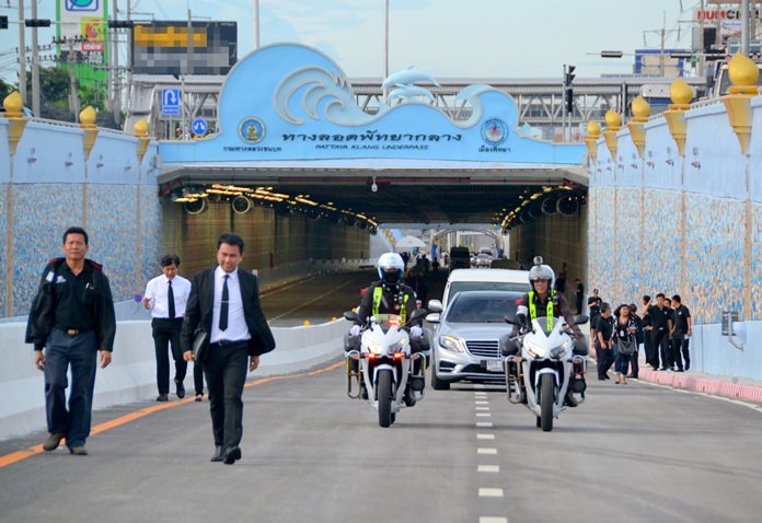 More than three years in the making, the Central Road bypass tunnel opened Aug. 25. The 1.9-kilometer tunnel spans four lanes, each 3.5 meters wide.