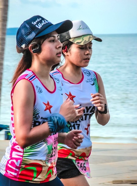 Runners took in the sights of Pattaya as they traversed the city’s streets early Sunday morning.