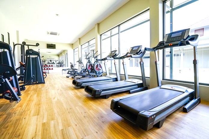 A fully equipped gymnasium and fitness center provides personal trainers and yoga classes for hotel guests.