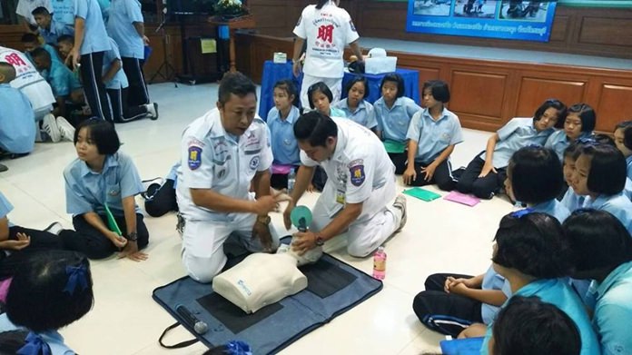 Students were taught basic first aid during Wat Sutthawat School’s second fire drill this year.