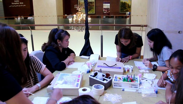 Bangkok Hospital Pattaya continued its series of Mother’s Day workshops with a nail-painting class for women.