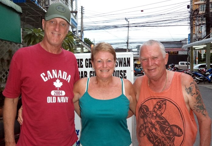 (From left) Bill Stienman with Lorraine Percy and Steve Younger.