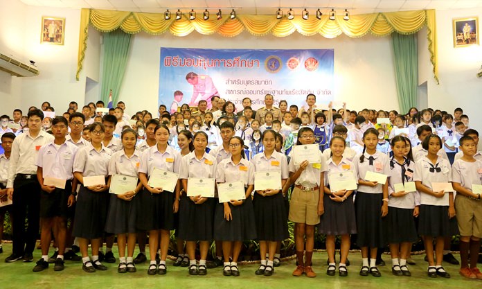 The Sattahip Naval Base’s Savings and Credit Cooperative donated more than a million baht in scholarships to members’ children.