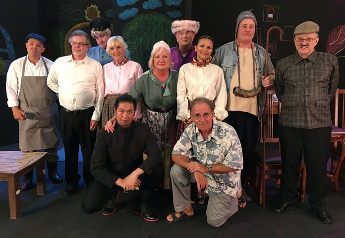 Pattaya Players cast members in “Fools”, (from left, back row) Paul Strachan, Bob Smith, Andrew Murphy, Wendy Khan, Jayne Jouai, Doug Campbell, Luz Welsman, Gary Sharpe, Charles Elwin, (front kneeling) Truck Leveriza and director Sheldon Penner.