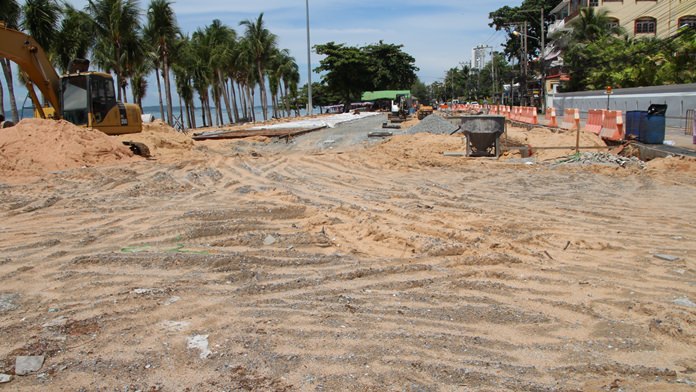 Jomtien Beach business owners have asked the city to give them a say in the shoreline’s ongoing facelift. Mayor Anan Charoenchasri acknowledged the business owners’ concerns and said he understood their desire to participate in the project, but stopped short of immediately scheduling any hearings.