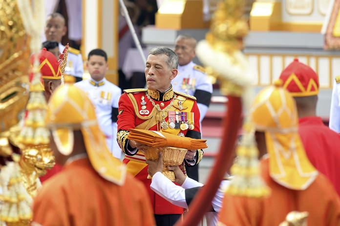 HM King Maha Vajiralongkorn takes part in the funeral of late Thai King Bhumibol Adulyadej in Bangkok. A ceremony in an ornate throne hall Thursday morning began the transfer of the remains of Thailand’s King Bhumibol Adulyadej to his spectacular golden crematorium in the royal quarter of Bangkok after a year of mourning for the monarch Thais hailed as “Father”. (AP Photo/Kittinun Rodsupan)